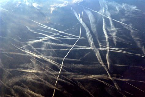 Chemtrails Vs. Contrails – What’s Really Going on ...
