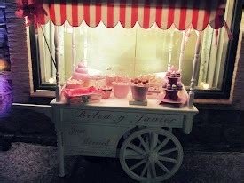 CHIC WEDDINGS: Buffet candy bar con carrito de madera ...
