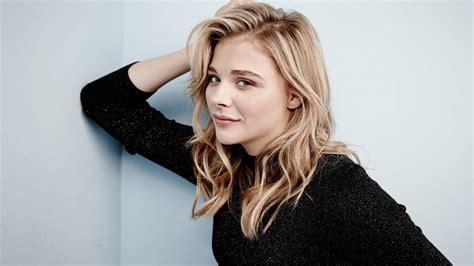 Chloe Moretz Wallpapers Images Photos Pictures Backgrounds