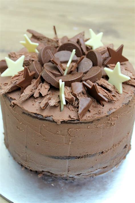 Chocolate Birthday Cake   BakingQueen74