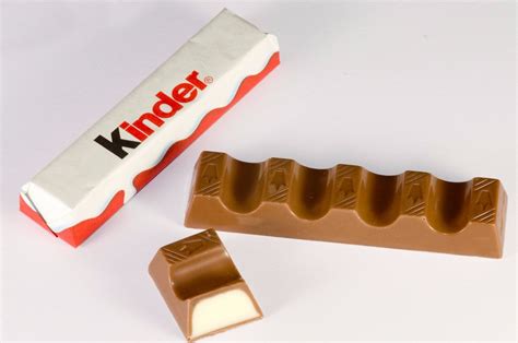 Chocolate Kinder Caixa Com 24 Unidades   R$ 31,99 em ...