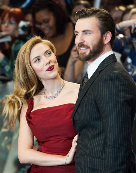 Chris Evans và Scarlett Johansson đã thành cặp đôi quyền lực mới của ...