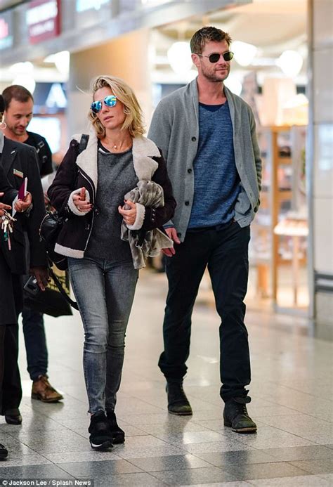 Chris Hemsworth and Elsa Pataky keep it casual in New York ...
