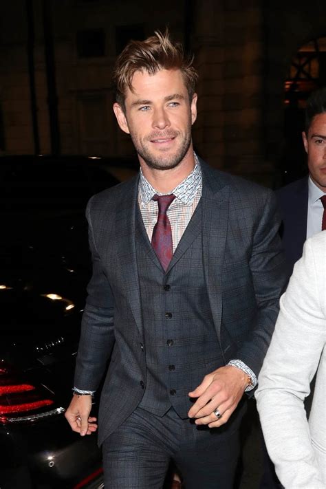 Chris Hemsworth is sexier than ever promoting Avengers ...