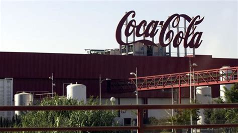 Cierra la planta de Coca Cola en Málaga y traslada la ...