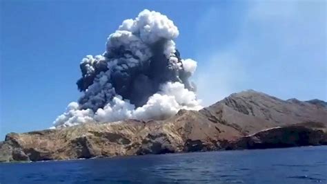 Cinco muertos deja hasta ahora erupción de volcán en Nueva ...