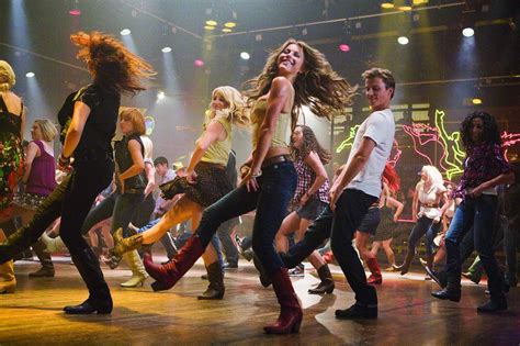 Cine Informacion y mas: Paramount: Footloose: Todos a Bailar   Datos ...