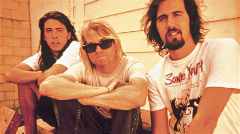 Clássica do Nirvana é eleita melhor música dos anos 1990 | VEJA