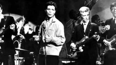 Cliff Richard and The Shadows   Please Don t Tease  cover ...
