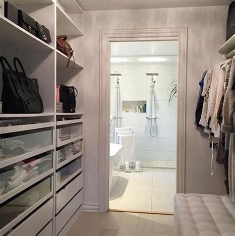 Closet | Armario de lujo, Diseño de armario, Baños con closet