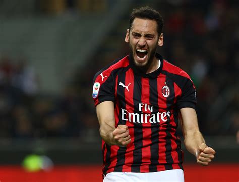 CM: Calhanoglu to be shown exit door by AC Milan this summer