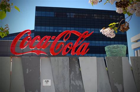 Coca Cola gana un 15,7% más en el primer trimestre a pesar ...