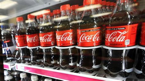 Coca Cola lanzará su primera bebida alcohólica | Tele 13