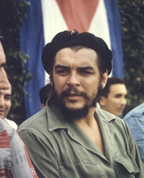 Color photo of Ernesto  Che  Guevara in 1964 in Cuba ...