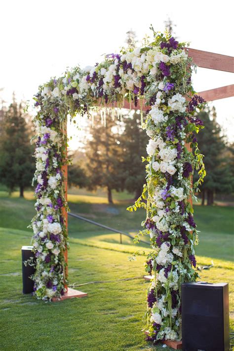 Colorful Spring Palo Alto Wedding | Arcos de boda al aire libre, Arcos ...