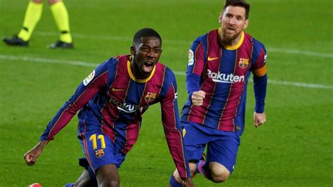Com gol de Dembelé no final, Barcelona vence Valladolid e ...