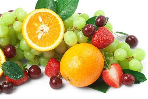 Comer alimentos ricos en vitamina C reduce el riesgo de cataratas   Los ...