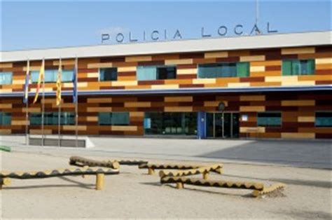 Comisaria de Policia Local de Castelldefels | Carpinteria ...