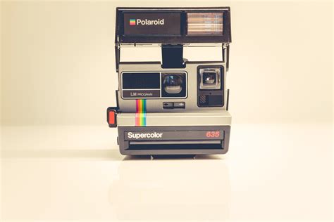Como comprar una cámara Polaroid en Wallapop o de segunda mano
