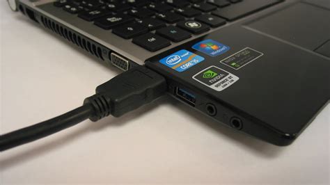 Cómo conectar proyector a un ordenador portatil con HDMI ...