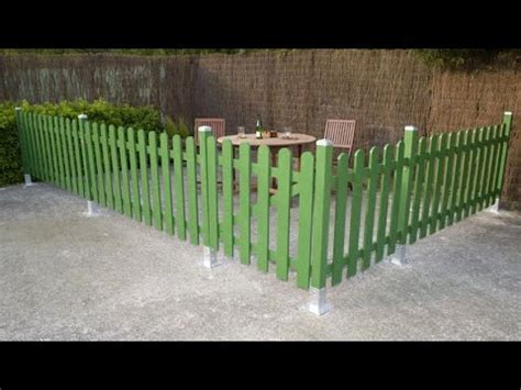 Cómo construir un cercado de madera para el jardín ...