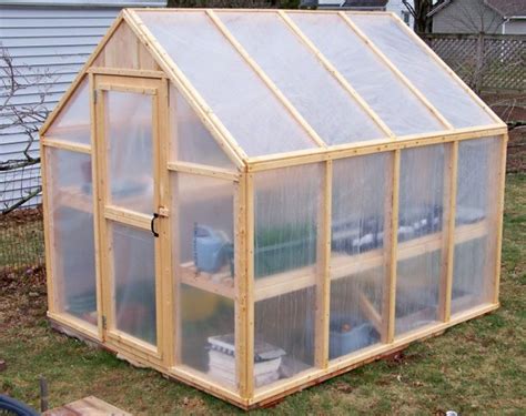Cómo construir un invernadero con estructura de madera | Construir un ...