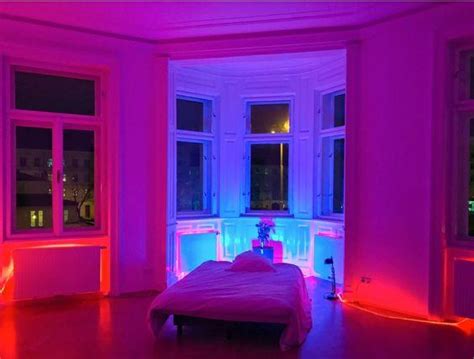 ¿Cómo decorar interiores con luces LED? >> Contenido ...
