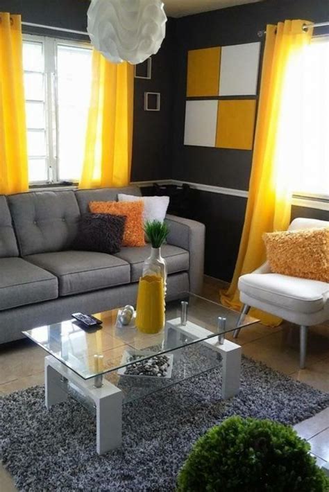 Cómo decorar tu salón de color amarillo   El Blog de Magda ...
