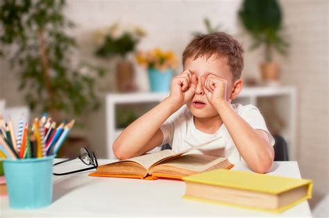Cómo detectar problemas oculares en niños y jóvenes