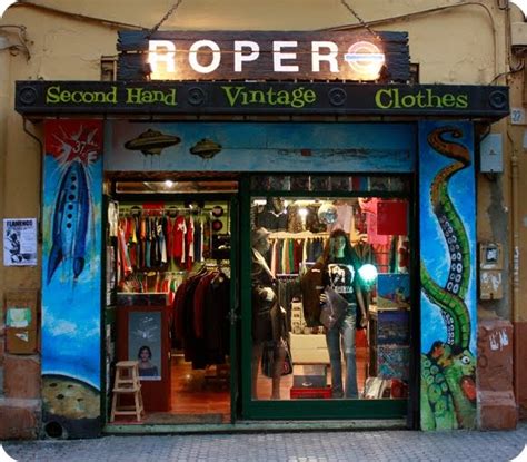 Como Dior Manda: Hoy visitamos... Ropero Sevilla   Vintage ...