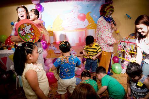 Cómo entretener a niños en las fiestas de cumpleaños