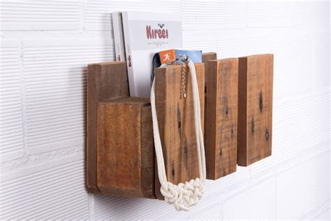 Cómo hacer estanterías de madera para libros con palets reciclados ...