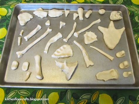 Cómo hacer huesos de dinosaurios para niños   Pequeocio