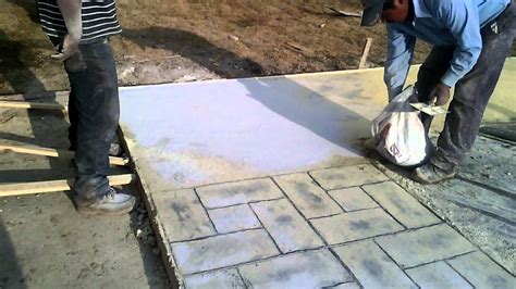 Como hacer pisos de concreto estampado en Toluca   YouTube