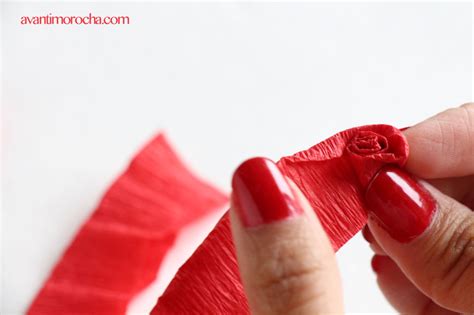 Como hacer rosas de papel crepe | How to make crepe paper ...