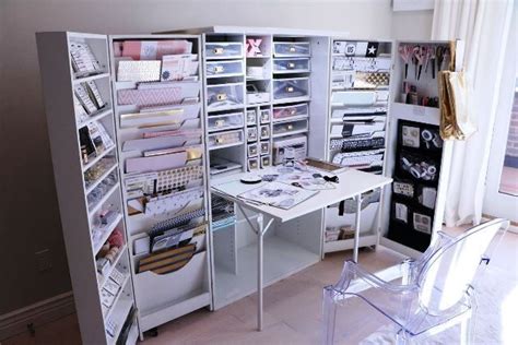 Como hacer un cuarto de manualidades en casa | Craft cupboard, Craft ...