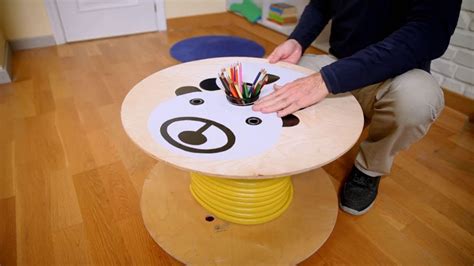 Cómo hacer una mesa infantil con una bobina de madera ...