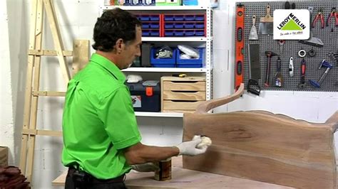 Cómo restaurar muebles de madera · LEROY MERLIN   YouTube