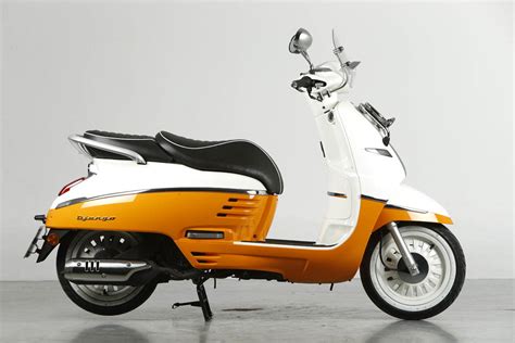 Comparativa Scooter Vintage 125: Daelim, KYMCO, Peugeot y ...