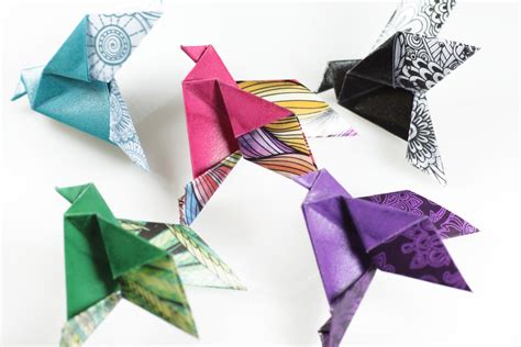 Comprar online broche barato con pájaro naif de origami