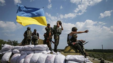 Conflicto de Ucrania: Una historia de Rus: crónica íntima de la guerra ...