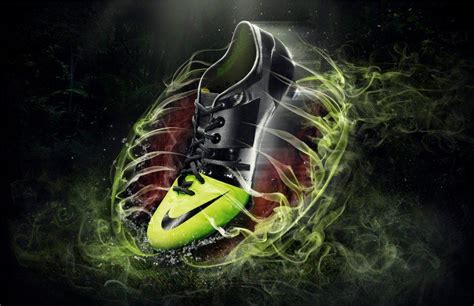 Consigue las nuevas Nike GS aquí: http://www ...