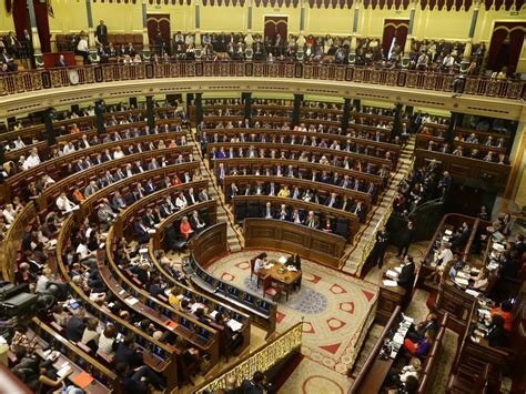 Constitución Española do 78, reformala ou crear unha nova?