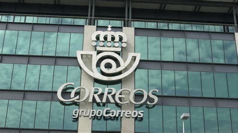 Correos y Banco Santander firman un acuerdo para ofrecer ...