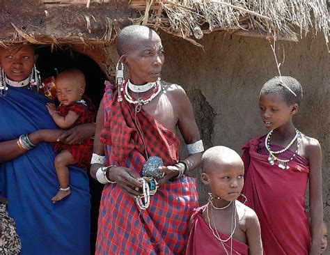 Costumbres y tradiciones de los Masais   Uno de los ...