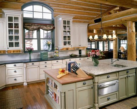 Cottage/Country Kitchen island   Images by Benning Design ...