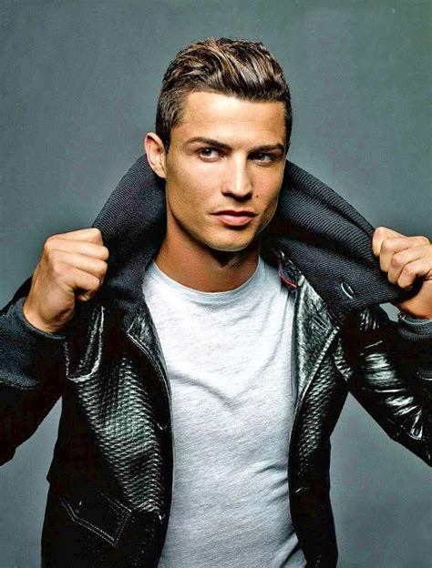 Cristiano Ronaldo fotos  9 fotos    LETRAS.COM