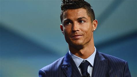 Cristiano Ronaldo sube la temperatura de las redes ...