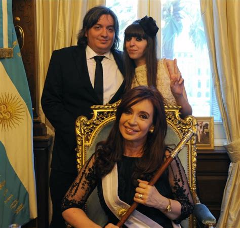 Cristina Fernandez de Kirchner y sus hijos 2011 | Fotos ...