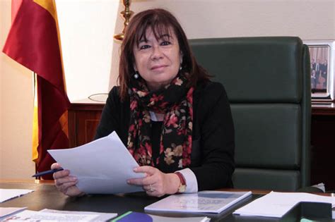 Cristina Narbona renuncia a su sueldo de 103.921,47 euros como ...